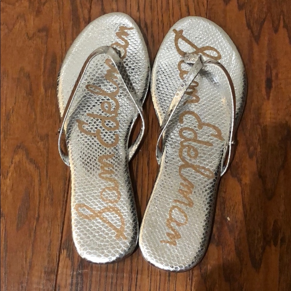 Sam Edelman flip flops